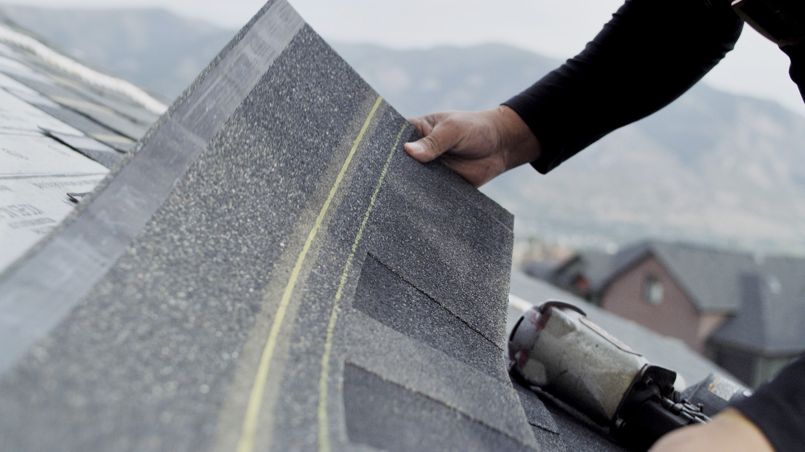 Learn What Are The Nail Sizes For Different Types of Roofing