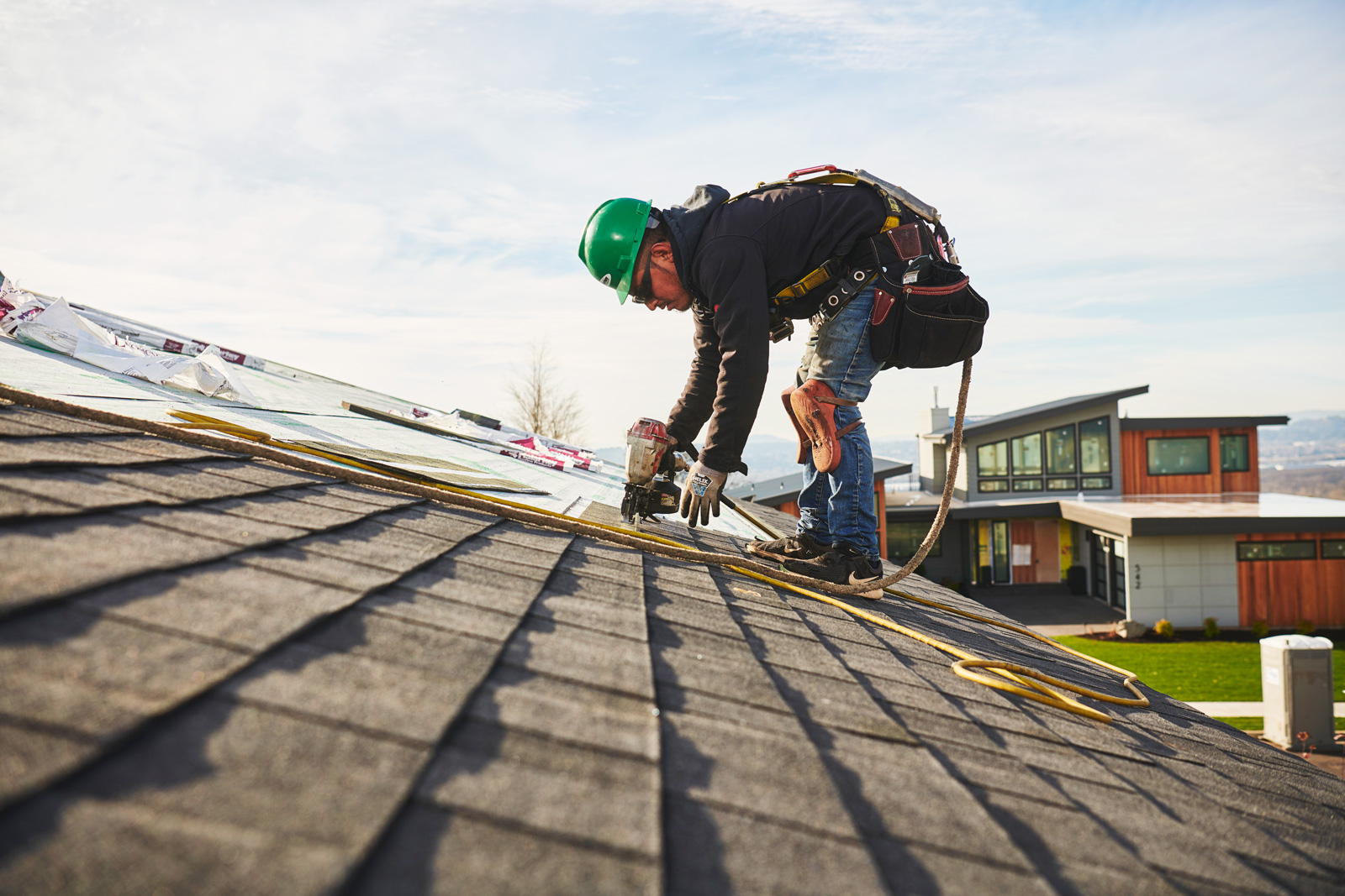 Certified Residential Contractor Program - Malarkey Roofing Products