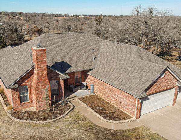 Home with Malarkey Roofing Products Weathered Wood Plus Vista Shingles in Edmond, OK