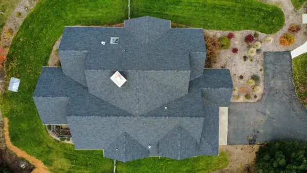 Sisu roofing Montana Vista Black Oak